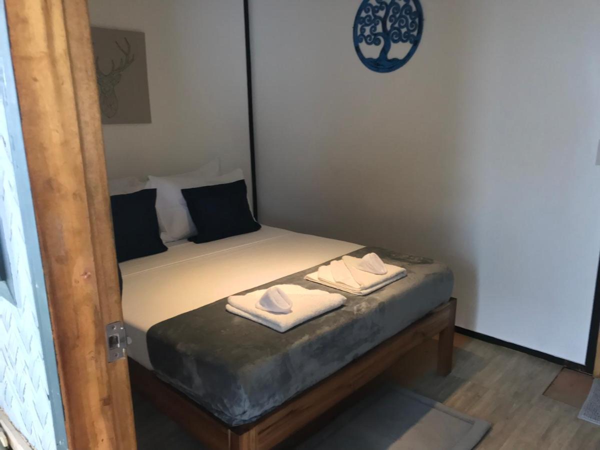 فندق Keira Backpackers إل نيدو المظهر الخارجي الصورة