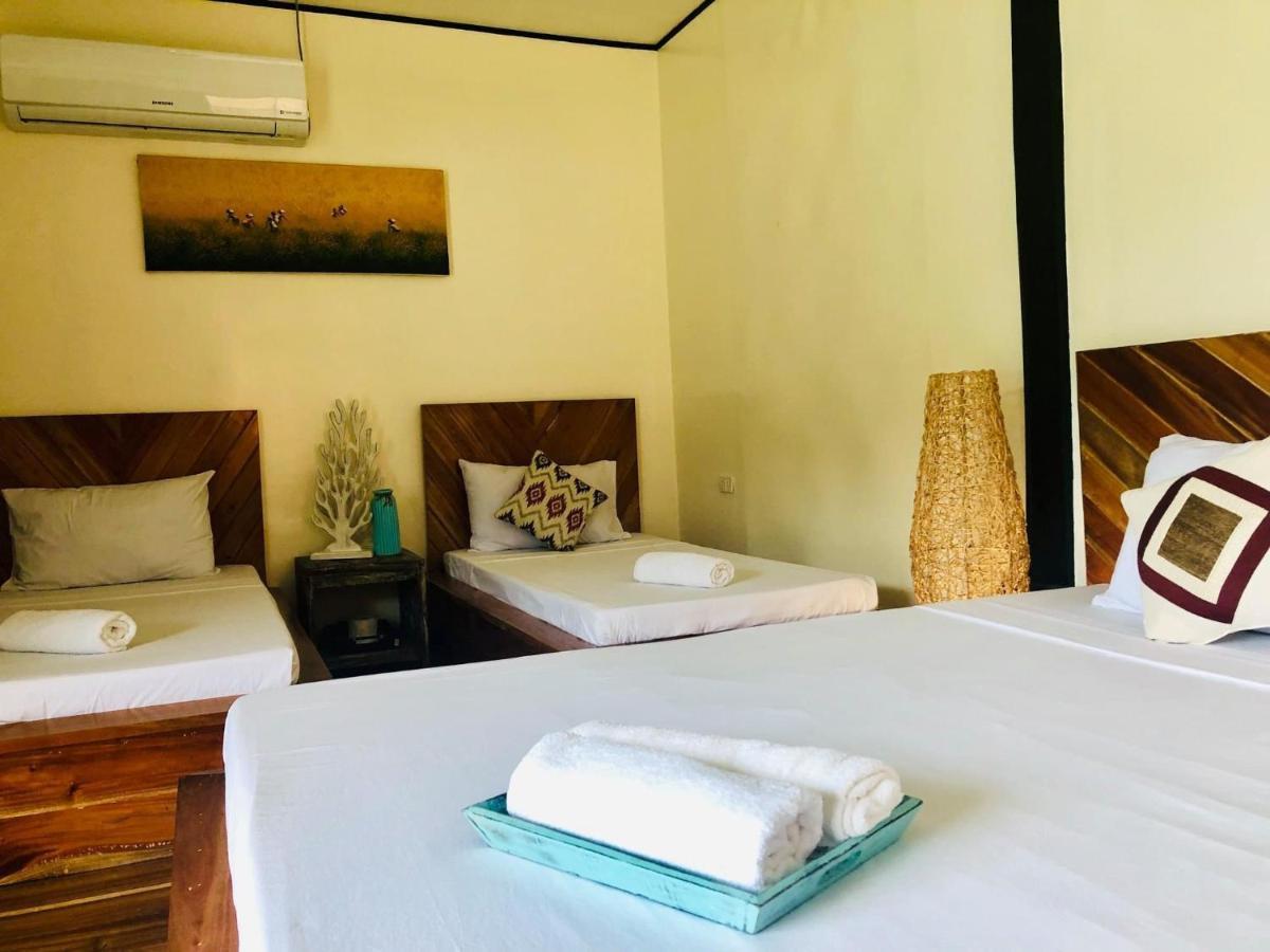 فندق Keira Backpackers إل نيدو المظهر الخارجي الصورة